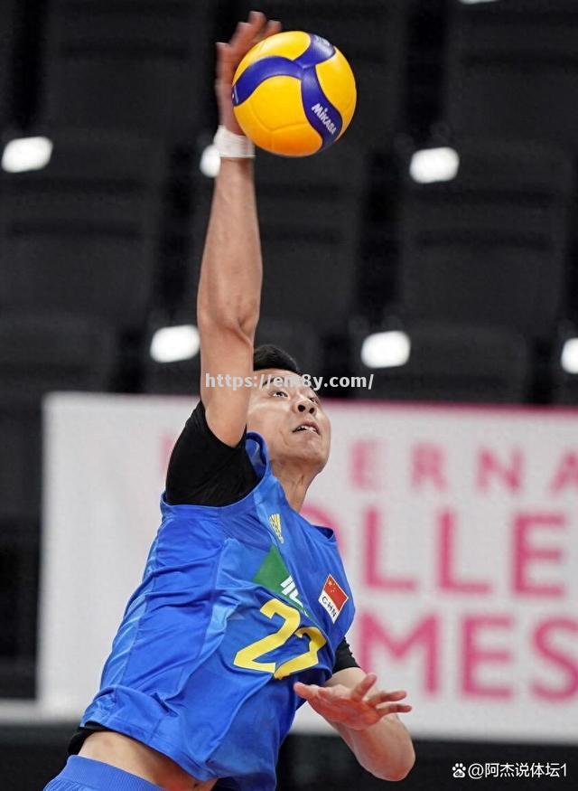 高水平比赛中明星球员们发挥亮眼