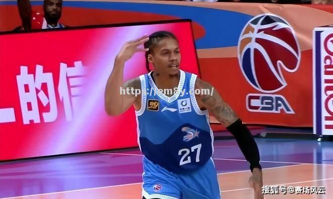 伊斯坎德尔劲旅逆袭晋级四强