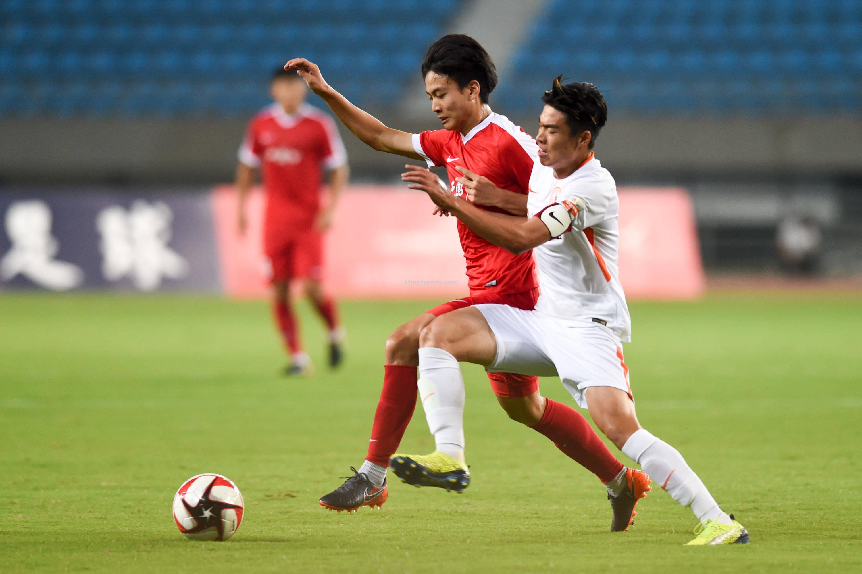 亚洲球队在赛场上蓬勃发展 亚洲球队在赛场上蓬勃发展